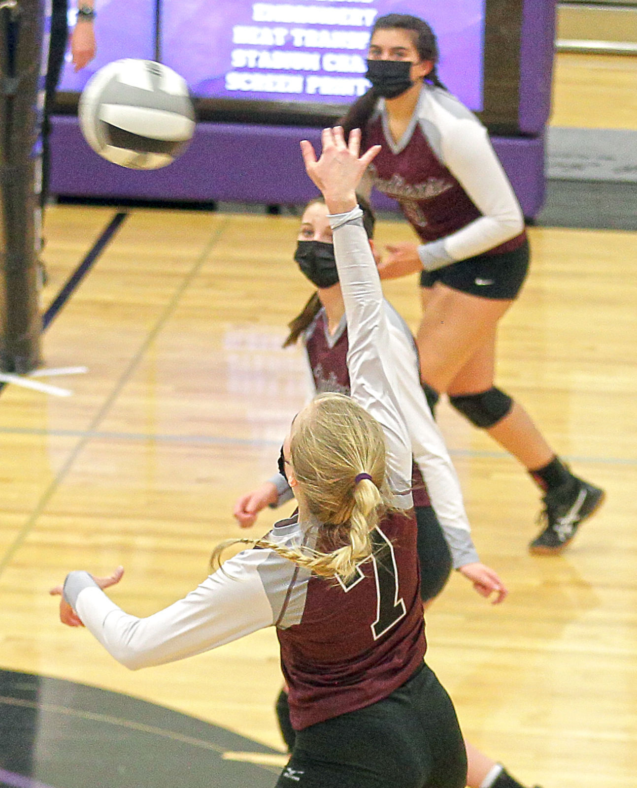 Elko at Spring Creek Volleyball 21.jpg